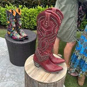 Old gringo tall plum studded 1.5 in heel boot